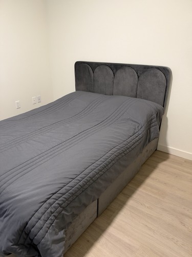Full double size bed with - size,